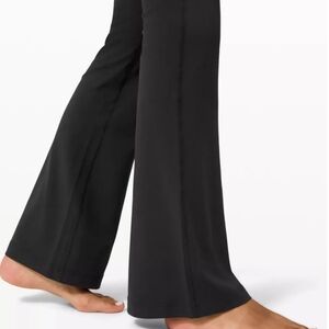 Lululemon Groove Pant Flare Super High Rise Size 10 Black Nulu